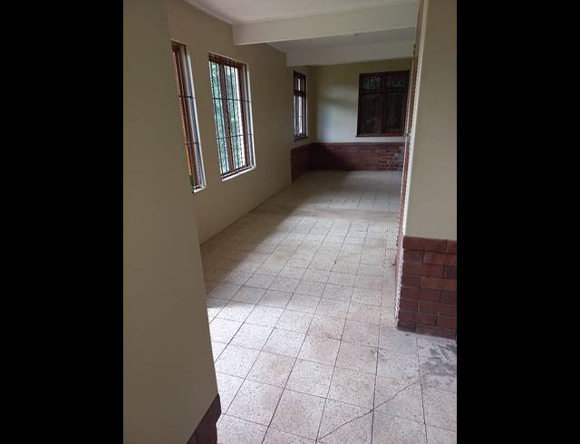 3 BEDROOM FREESTANDING FOR SALE IN SCOTTSVILLE